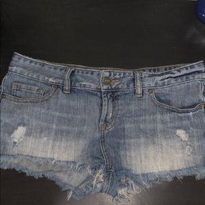 PINK distressed jean shorts!